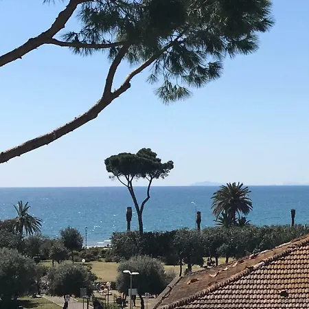 Casa Falcone Center, 2 Baths, Large Veranda *