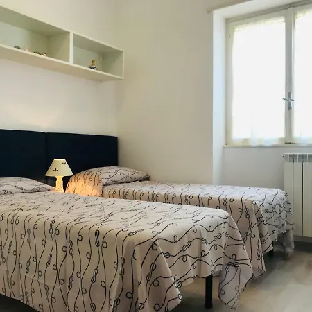 Appartement Casa Falcone Center, 2 Baths, Large Veranda Terracina